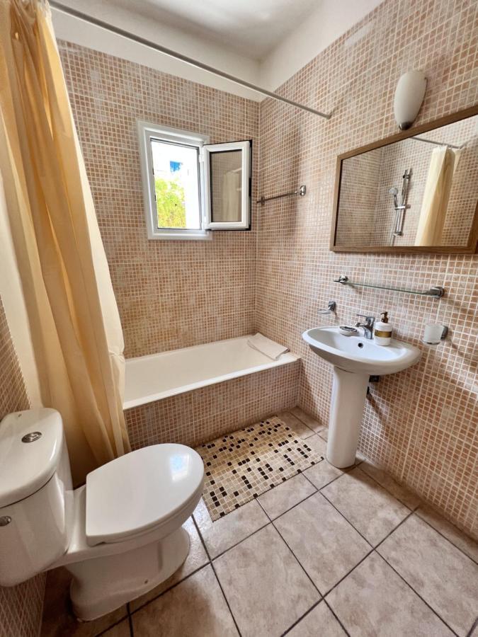 Paphos Pafia Sunbeach Townhouse מראה חיצוני תמונה